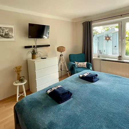 Luett Kajuet Bi Frank アパート