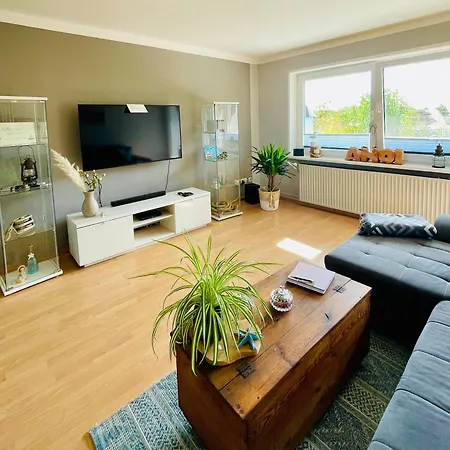 Luett Kajuet Bi Frank アパート *